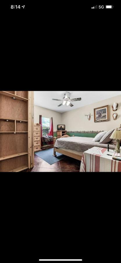 Little House On The Corner Apartamento Livingston Exterior foto